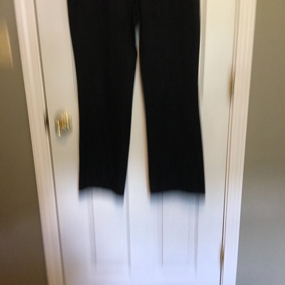 Cambridge Dry Goods pants sz 10. Tone on tone detail. Side zipper. - Picture 4 of 8